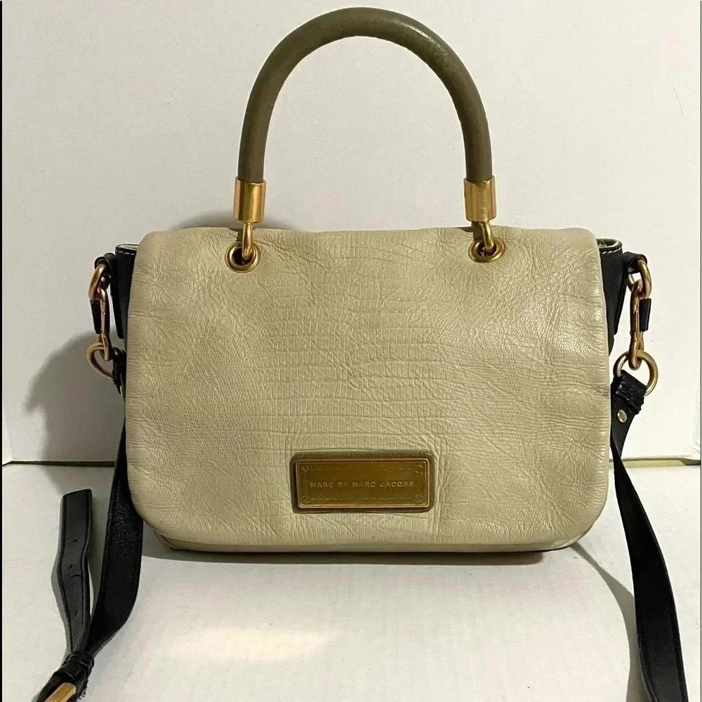 Marc By Marc Jacob’s pebbled leather satchel bag